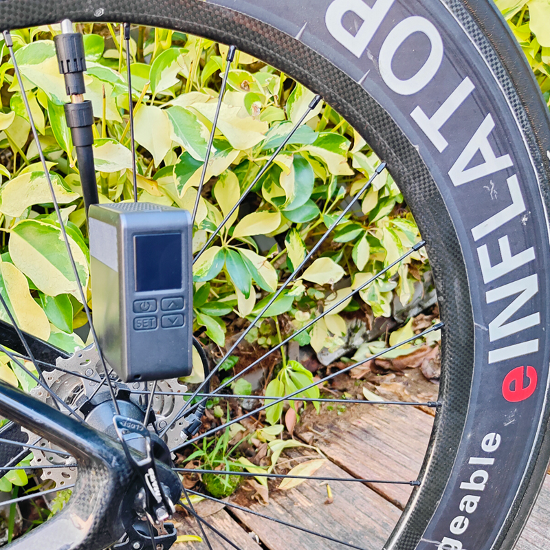 Mini smart bike pump